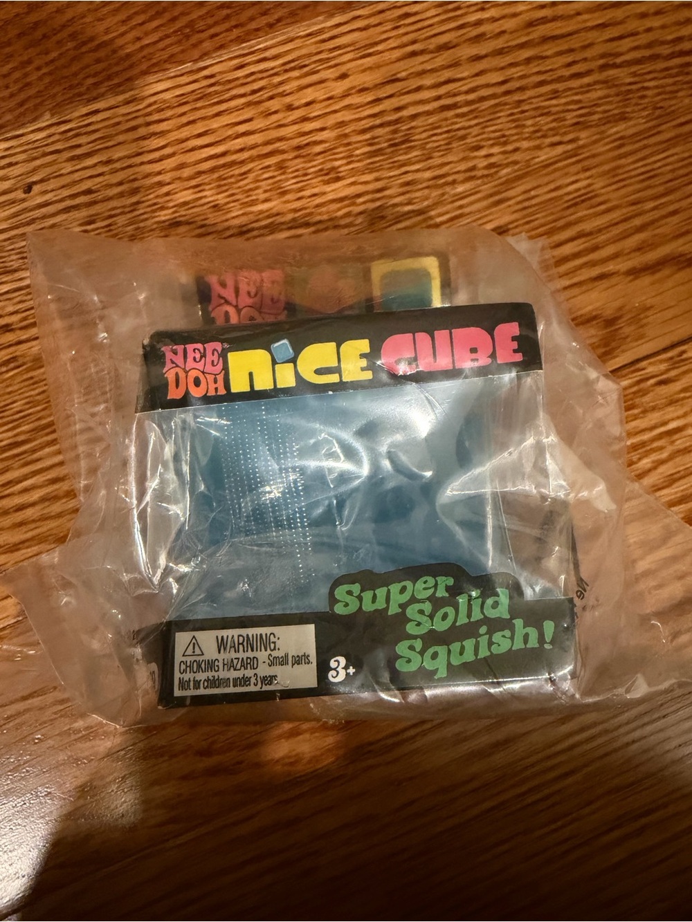 Nice Cube Super Solid Squish - Blue